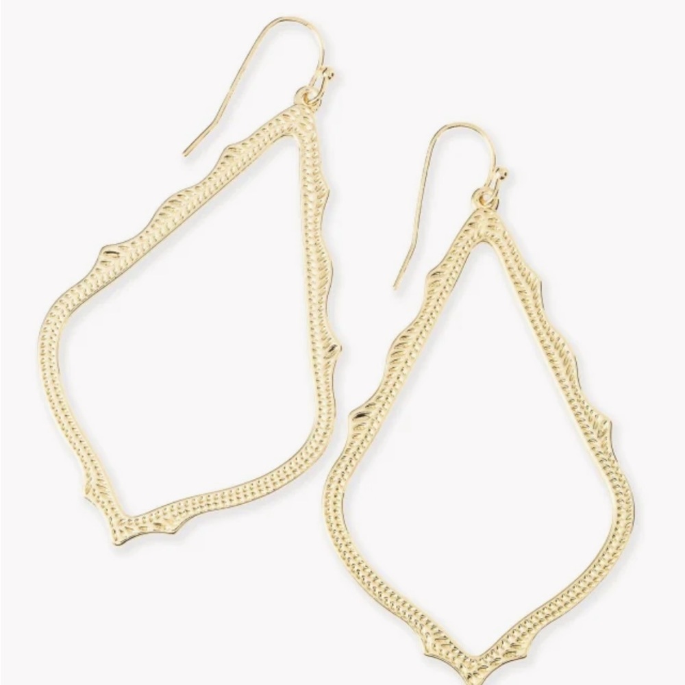 Sophee Drop Earrings in Gold